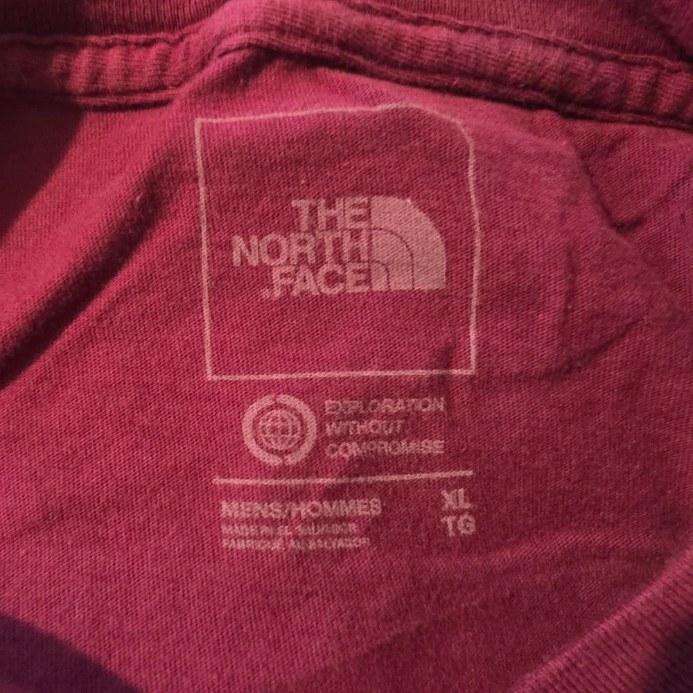 The North Face Mens XL Long Sleeve Graphic T-Shirt Burgundy Maroon Half Dome